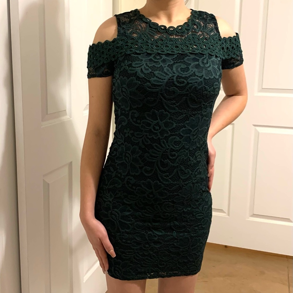 Green dress, above the knee, Ambiance, Size M.